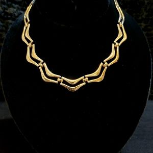 Vintage Monet Scalloped Choker